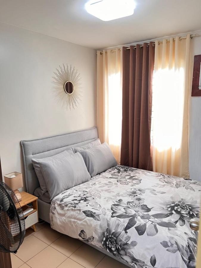 One Spatial Two Bedroom Condominium Unit With Pool And Gym Free Netflix And Wifi Iloilo City Exteriör bild